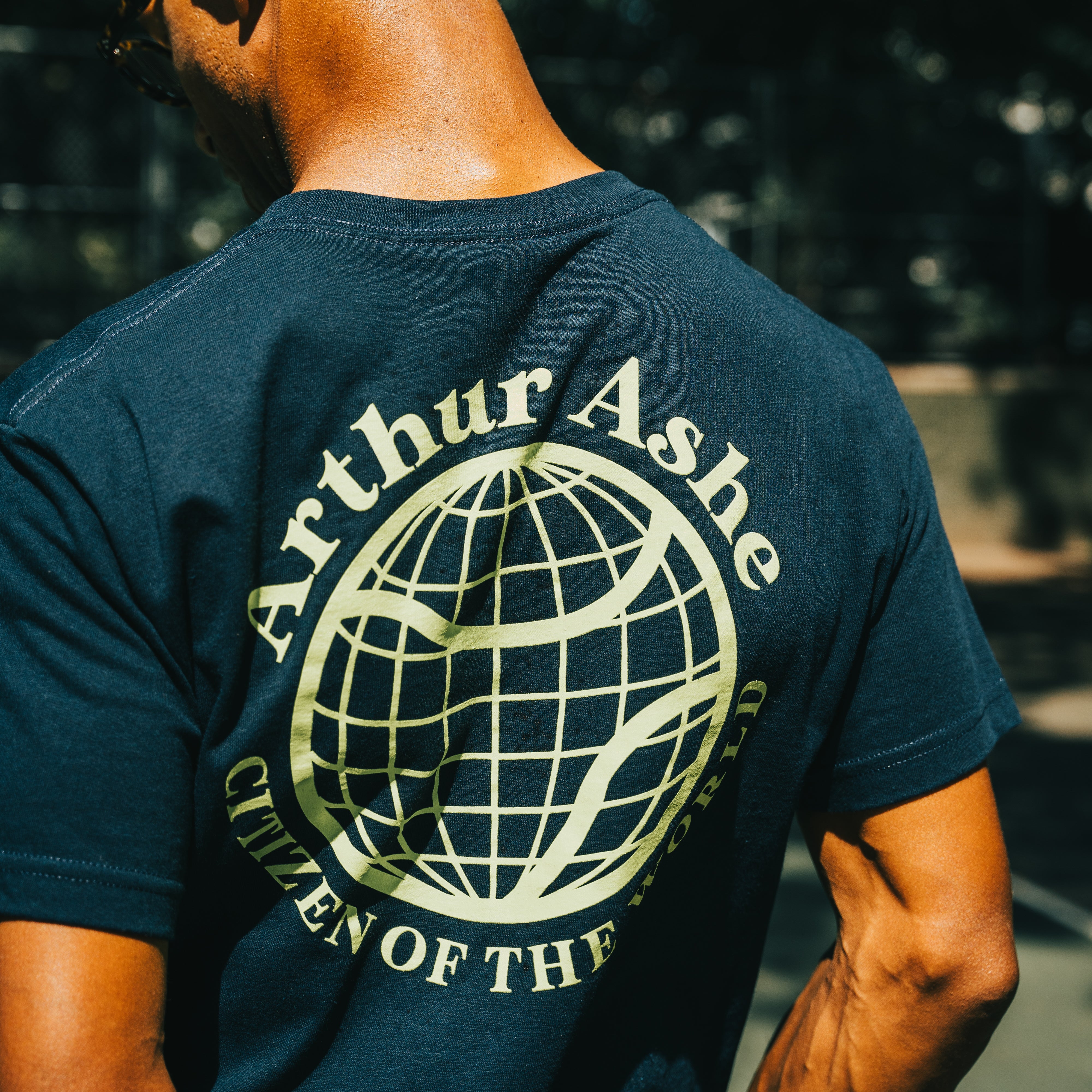 ARTHUR ASHE CITIZEN OF THE WORLD TEE (NAVY) – Arthur Ashe